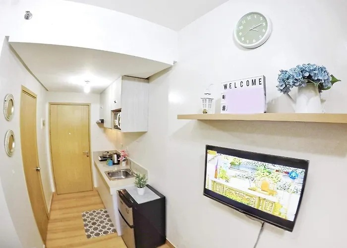 1br Balcony Pool View Katney Staycation Manila